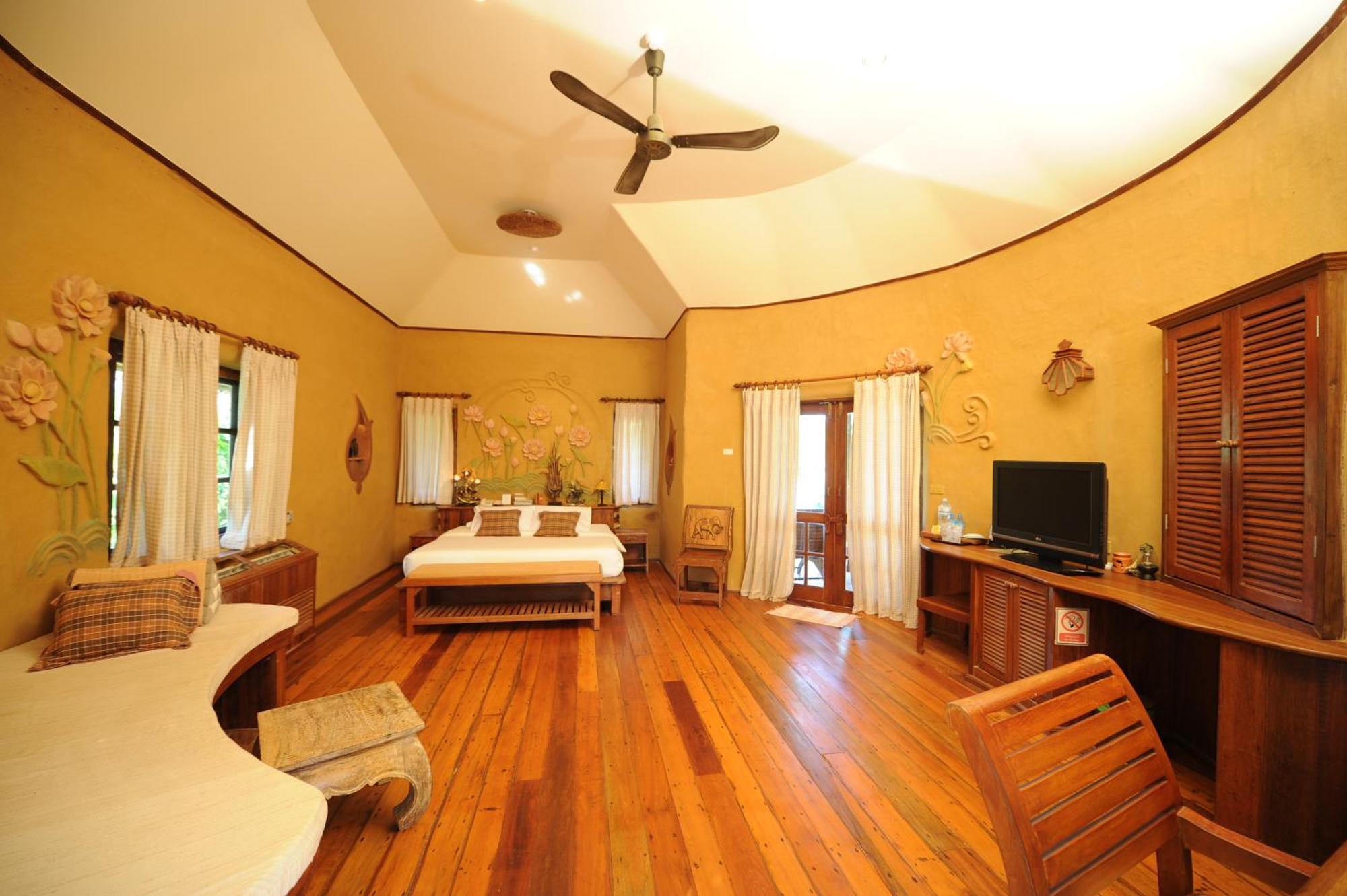 Vana Varin Resort HHQ Kamer foto