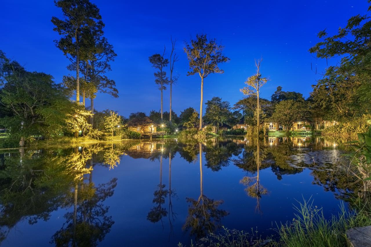Vana Varin Resort HHQ Buitenkant foto