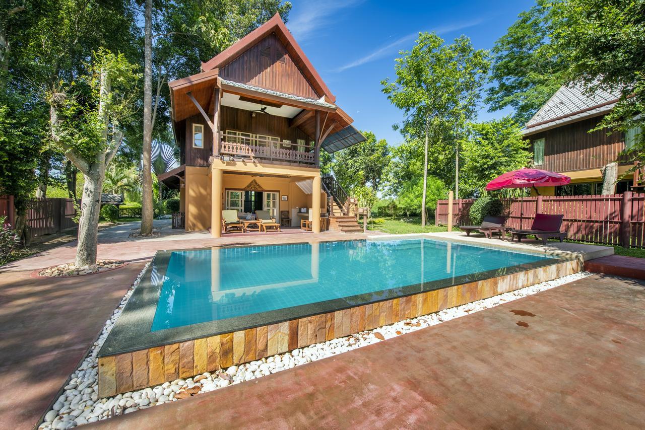 Vana Varin Resort HHQ Buitenkant foto